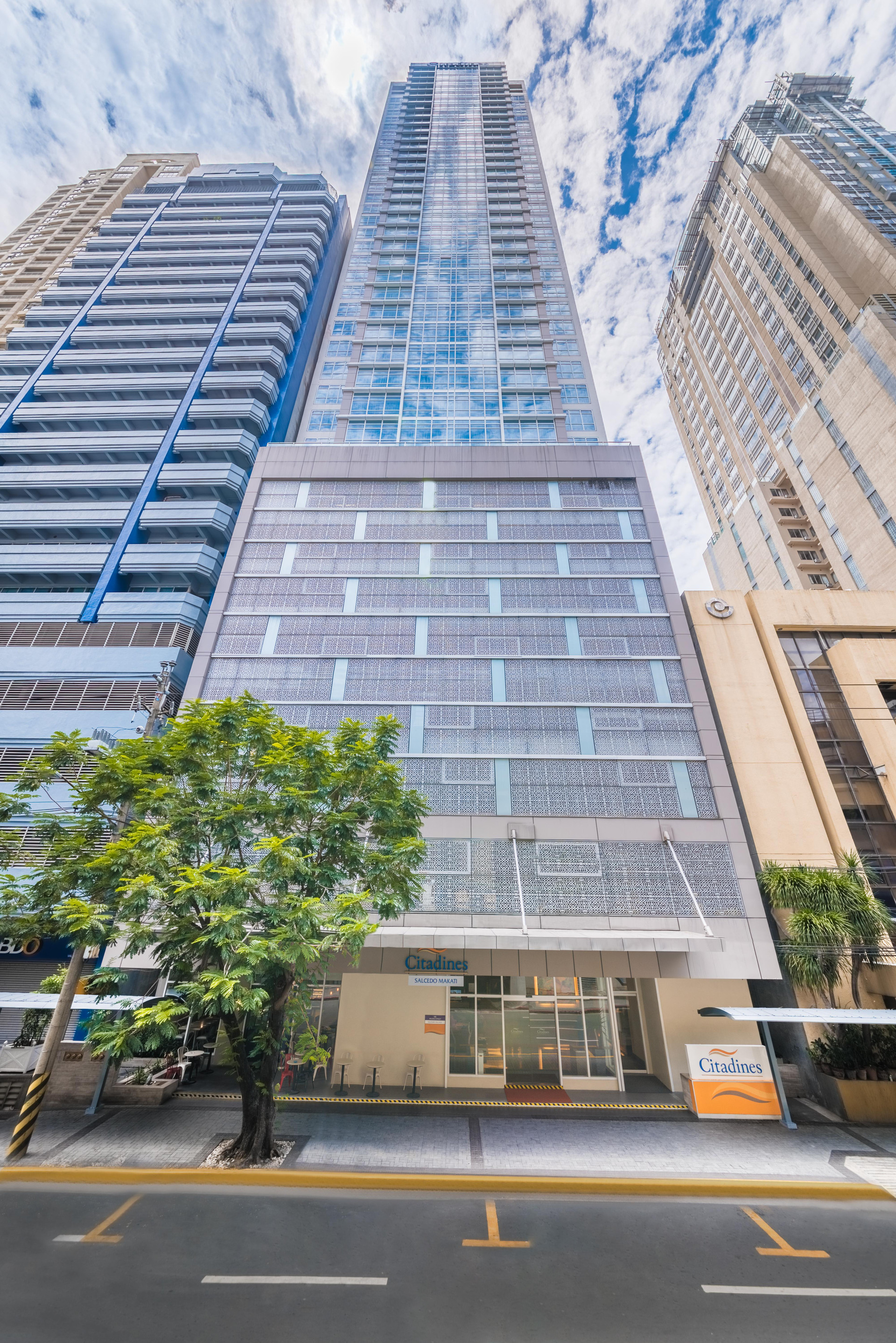 Vista Exterior Citadines Salcedo Makati