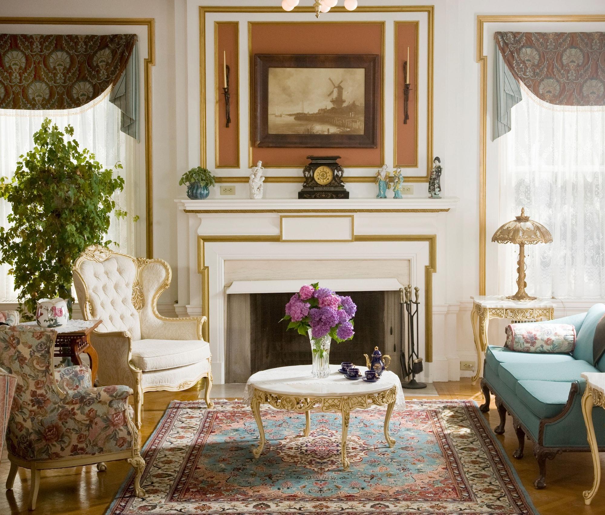 Vista Lobby B. F. Hiestand House Bed & Breakfast