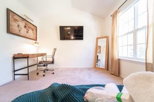 Alquiler Vacacional - Inviting Home on Beautiful Pond