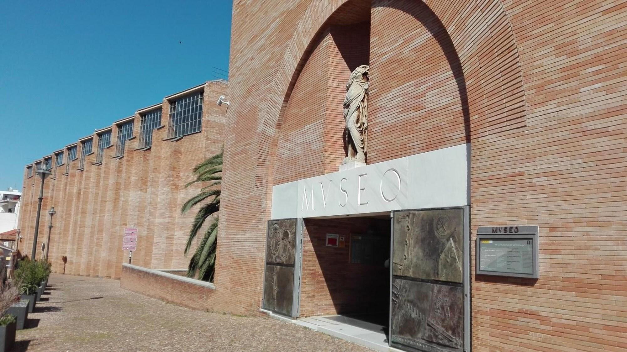 Vista Exterior Hotel Rambla Emérita