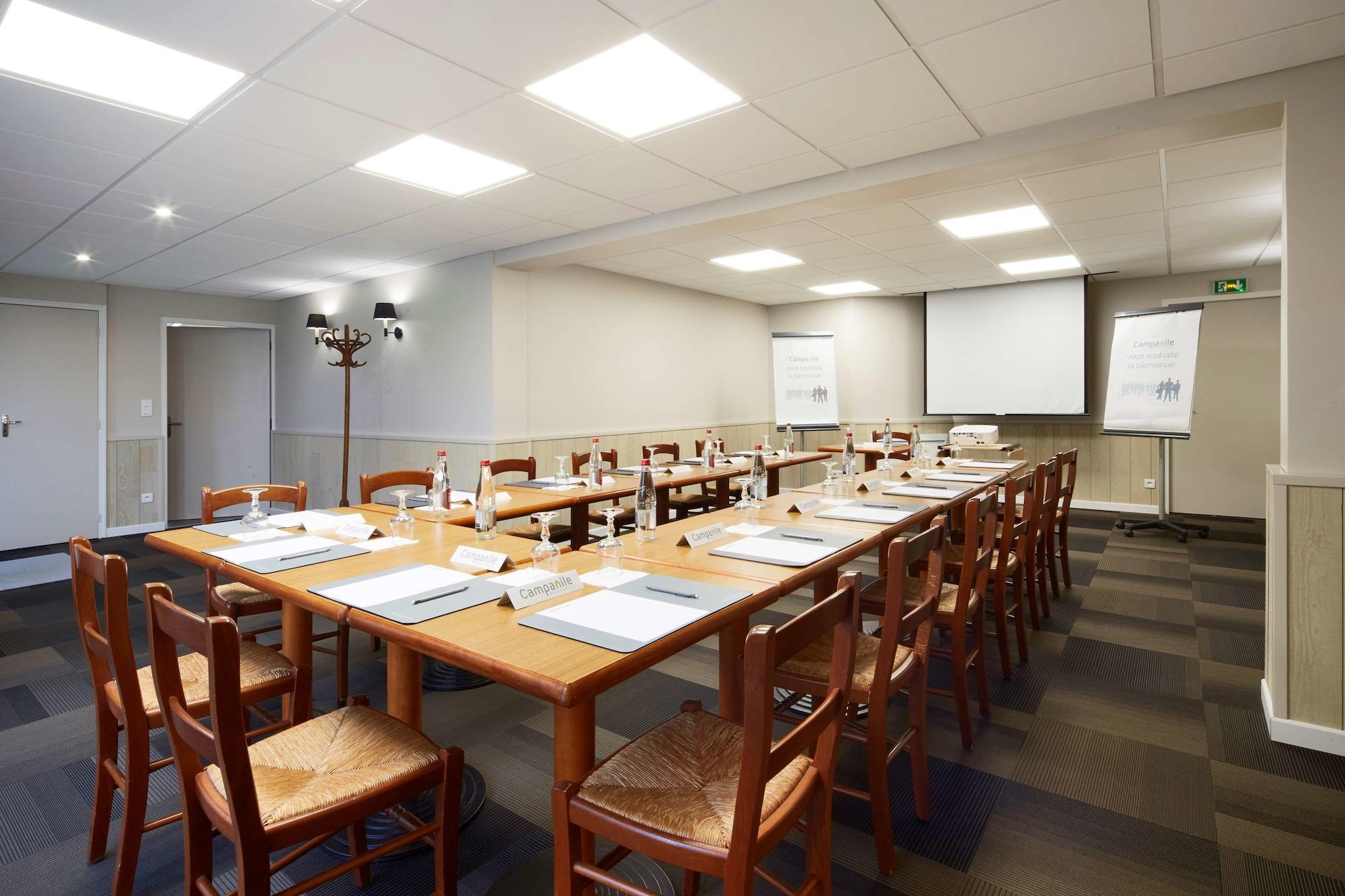 Sala de Reuniones Hotel Campanile Le Mans Sud - Arnage