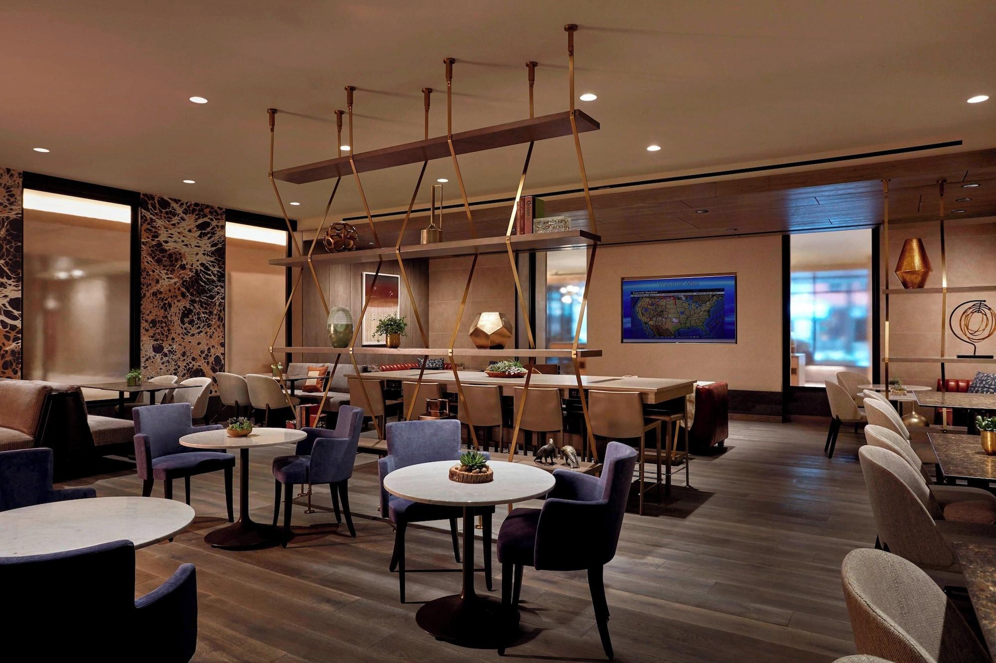 Bar/Salón Charlotte Marriott City Center