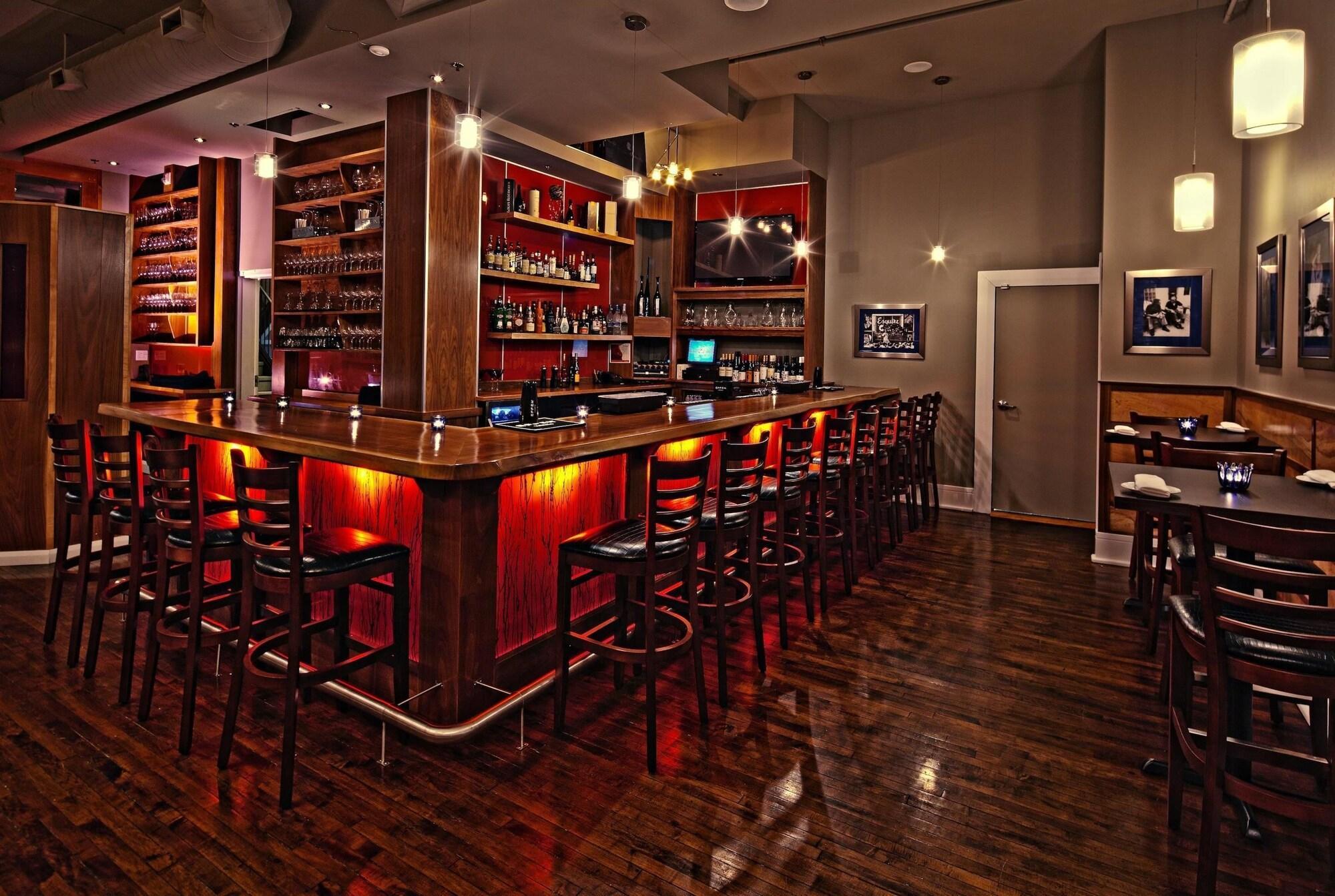 Bar/Salón Hotel Metro