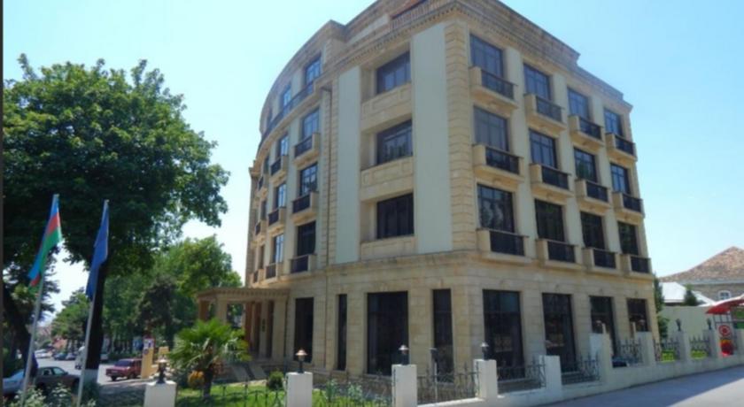 Vista Exterior Sheki Saray