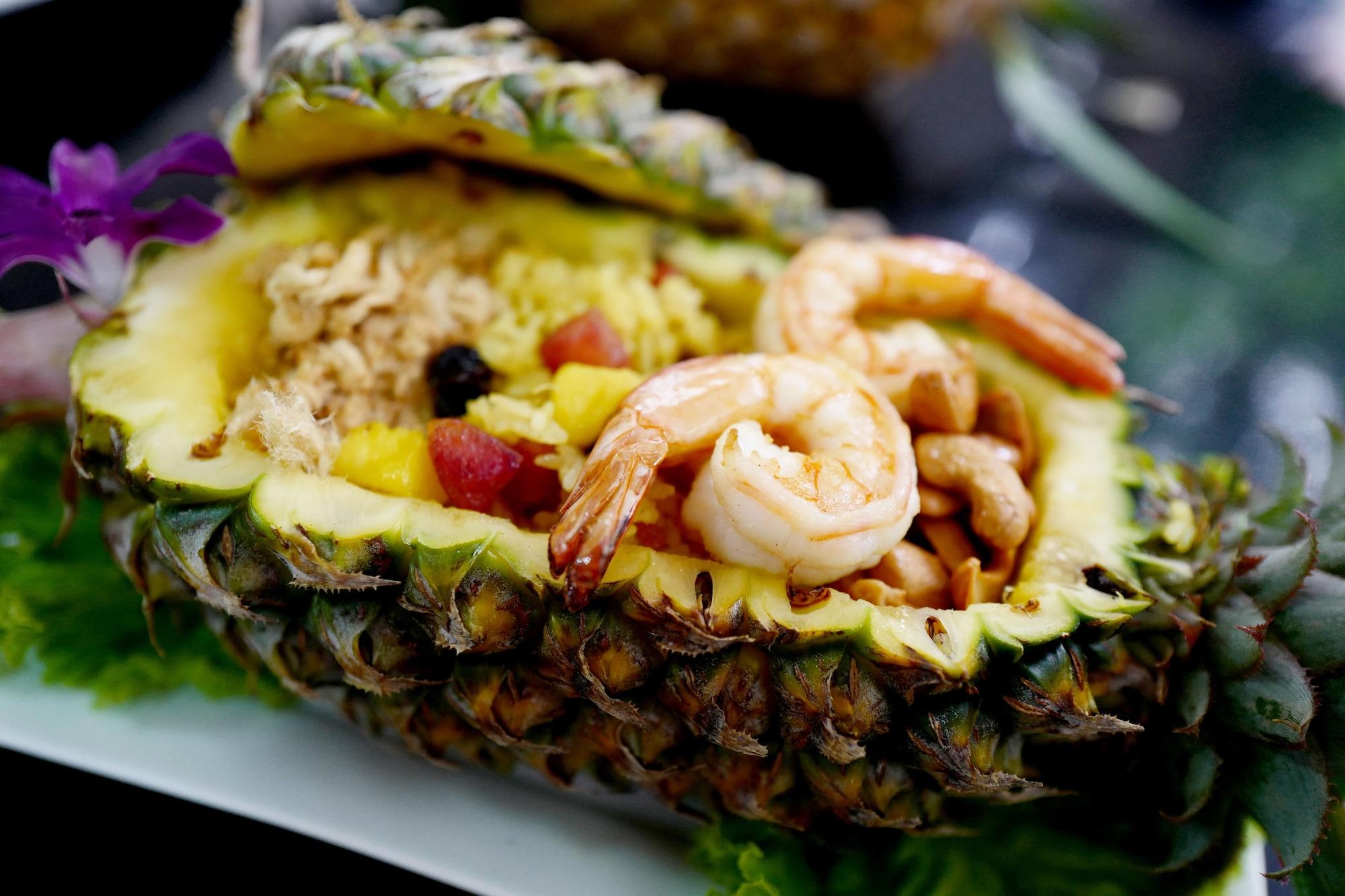 Restaurant Feung Nakorn Balcony Rooms and Cafe