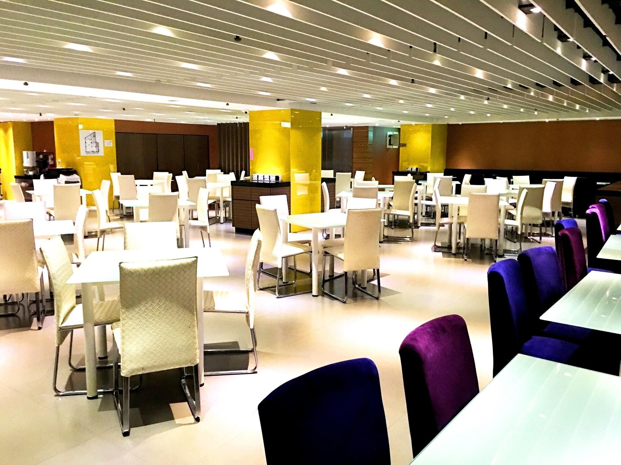 Restaurant Century Hotel Taoyuan