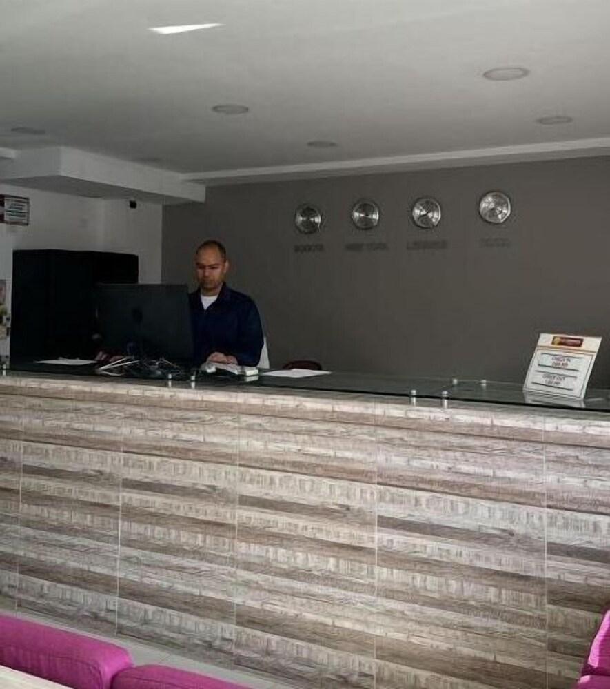 Vista Lobby HGO HOTEL