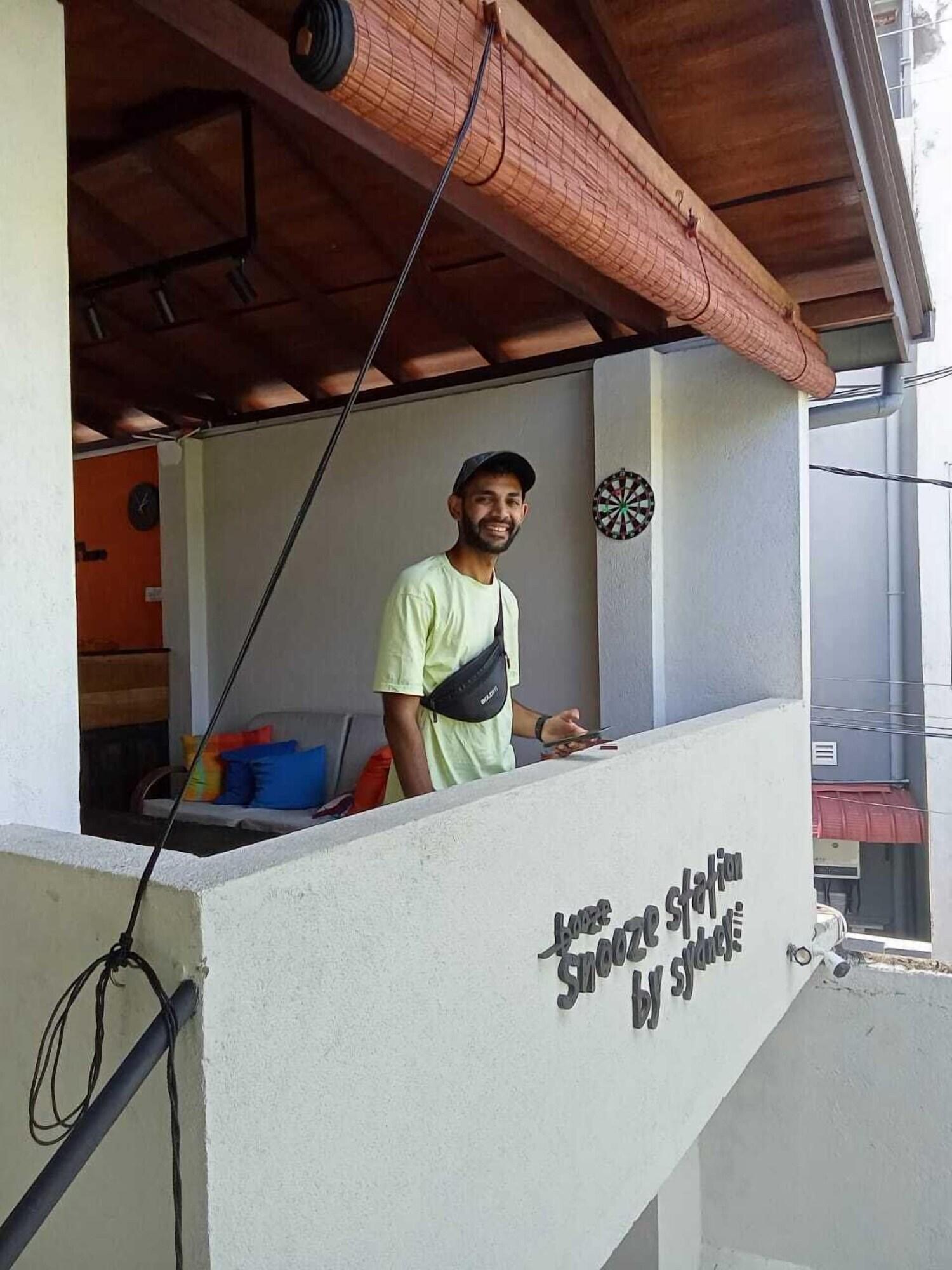 Vista Lobby Snooze Station by Sydney Galle