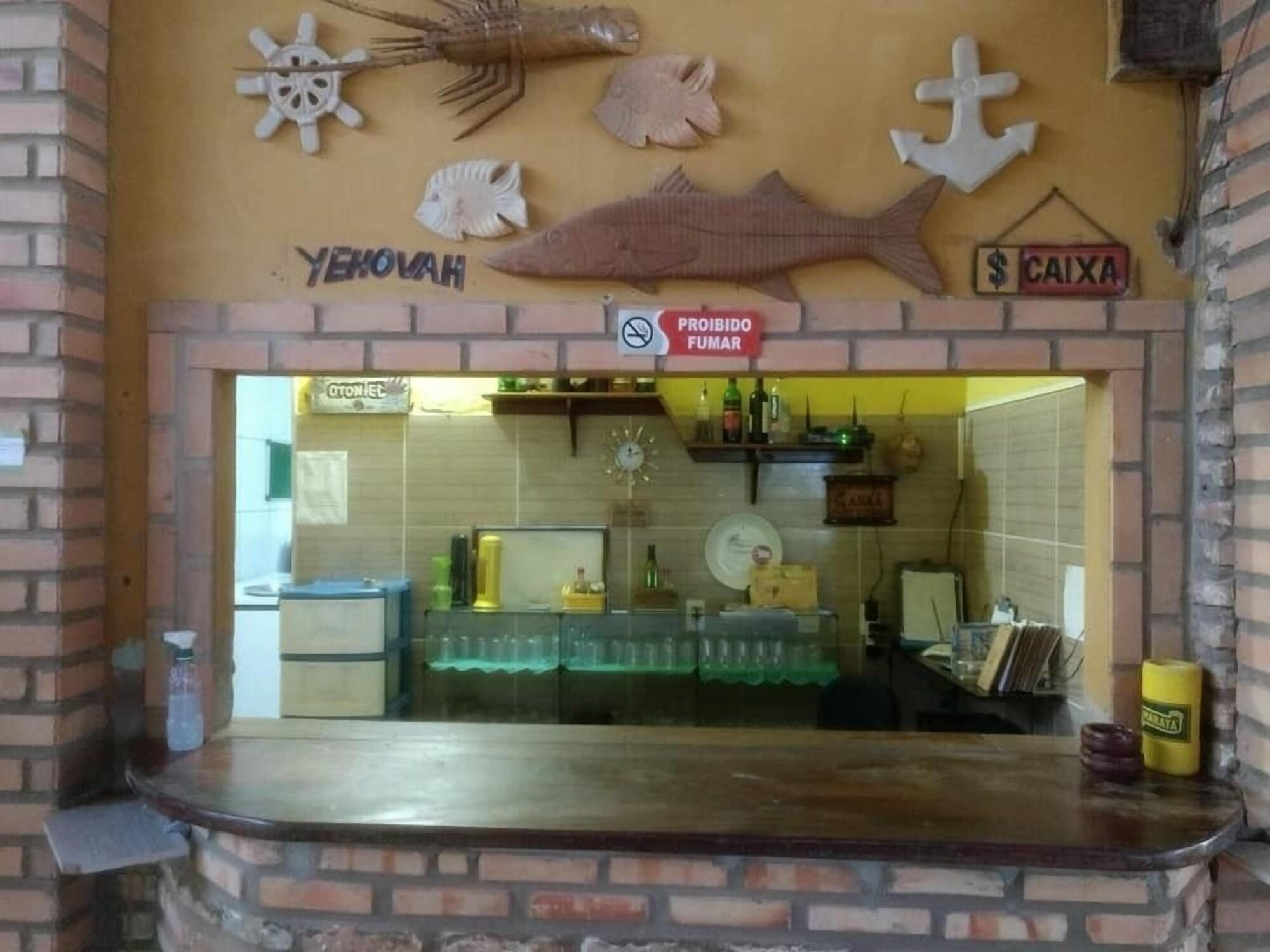 Bar/Salón Pousada canaa