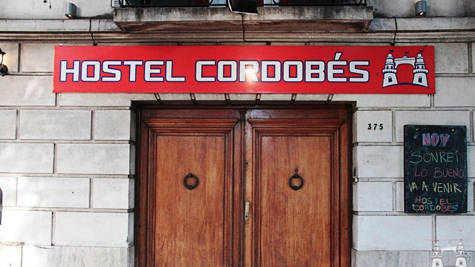 Vista Exterior Hostel Cordobés