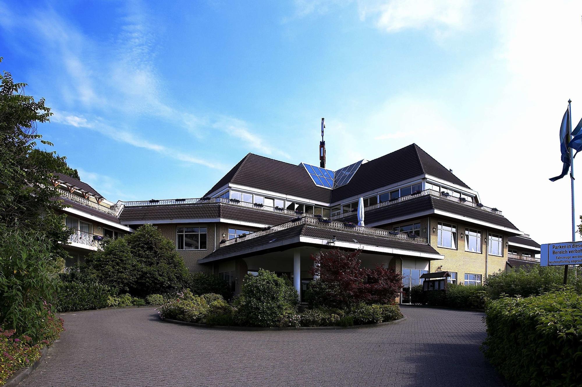 Vista Exterior Van der Valk Hotel Gladbeck