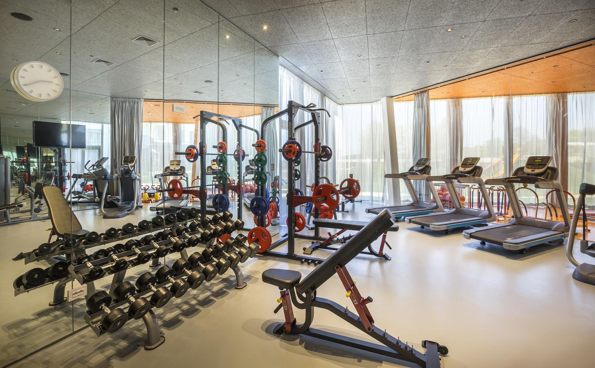 Gimnasio Maistra Select Family Hotel Amarin