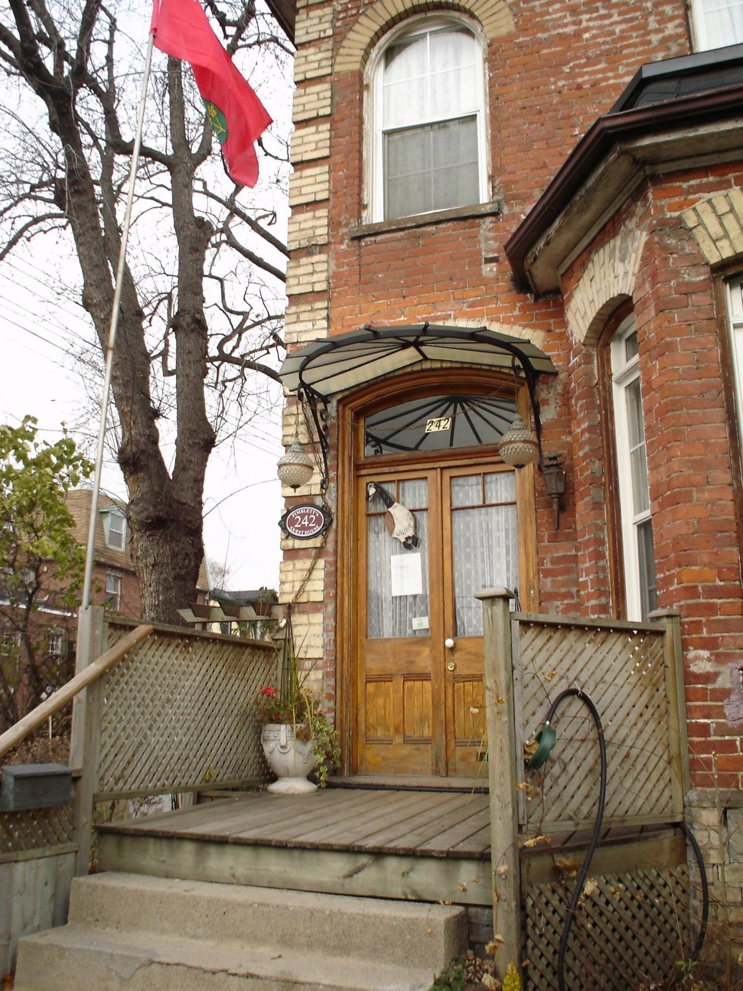 Varios Pimblett's Downtown Toronto B&B