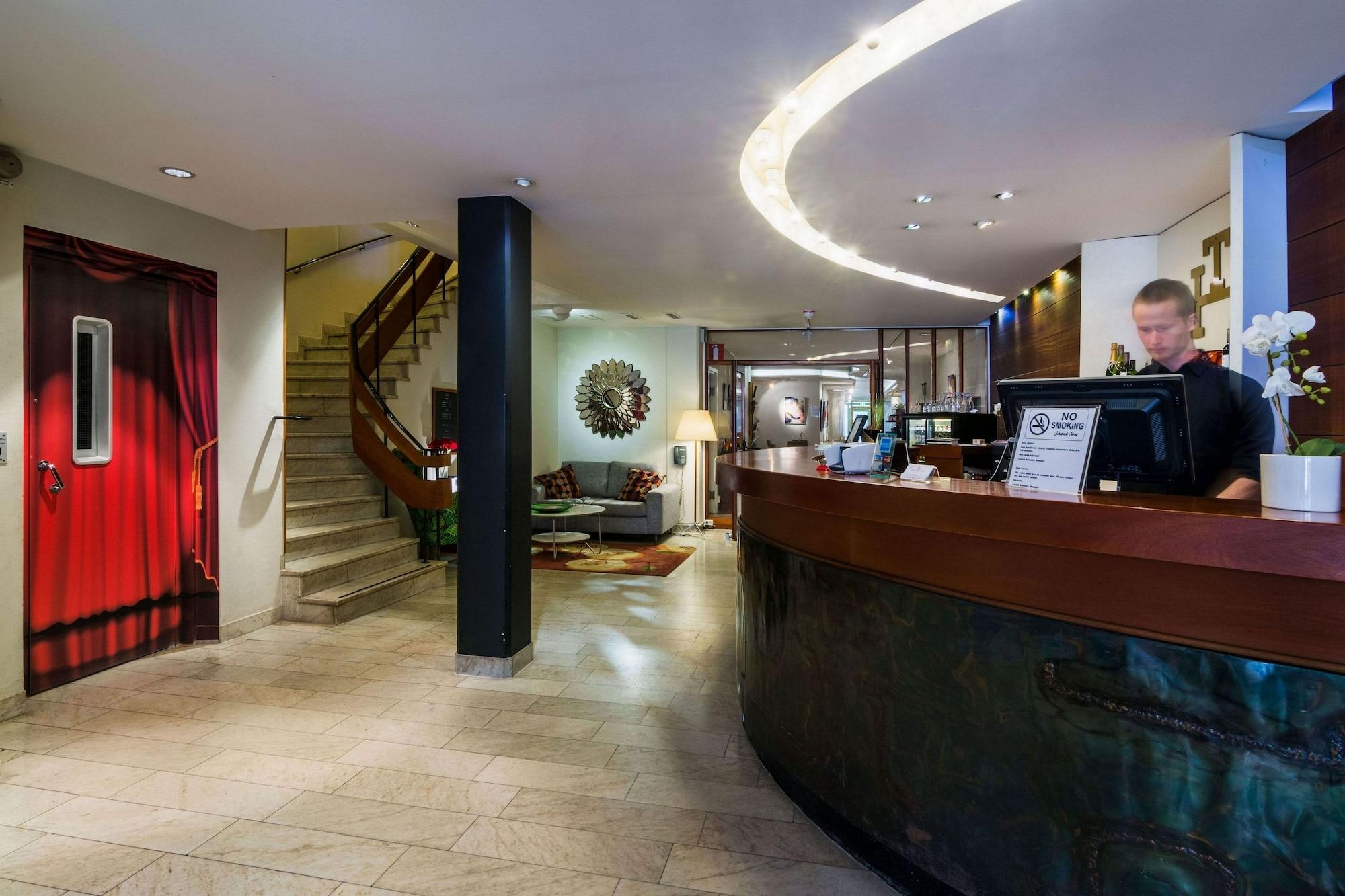 Vista Exterior Teaterhotellet