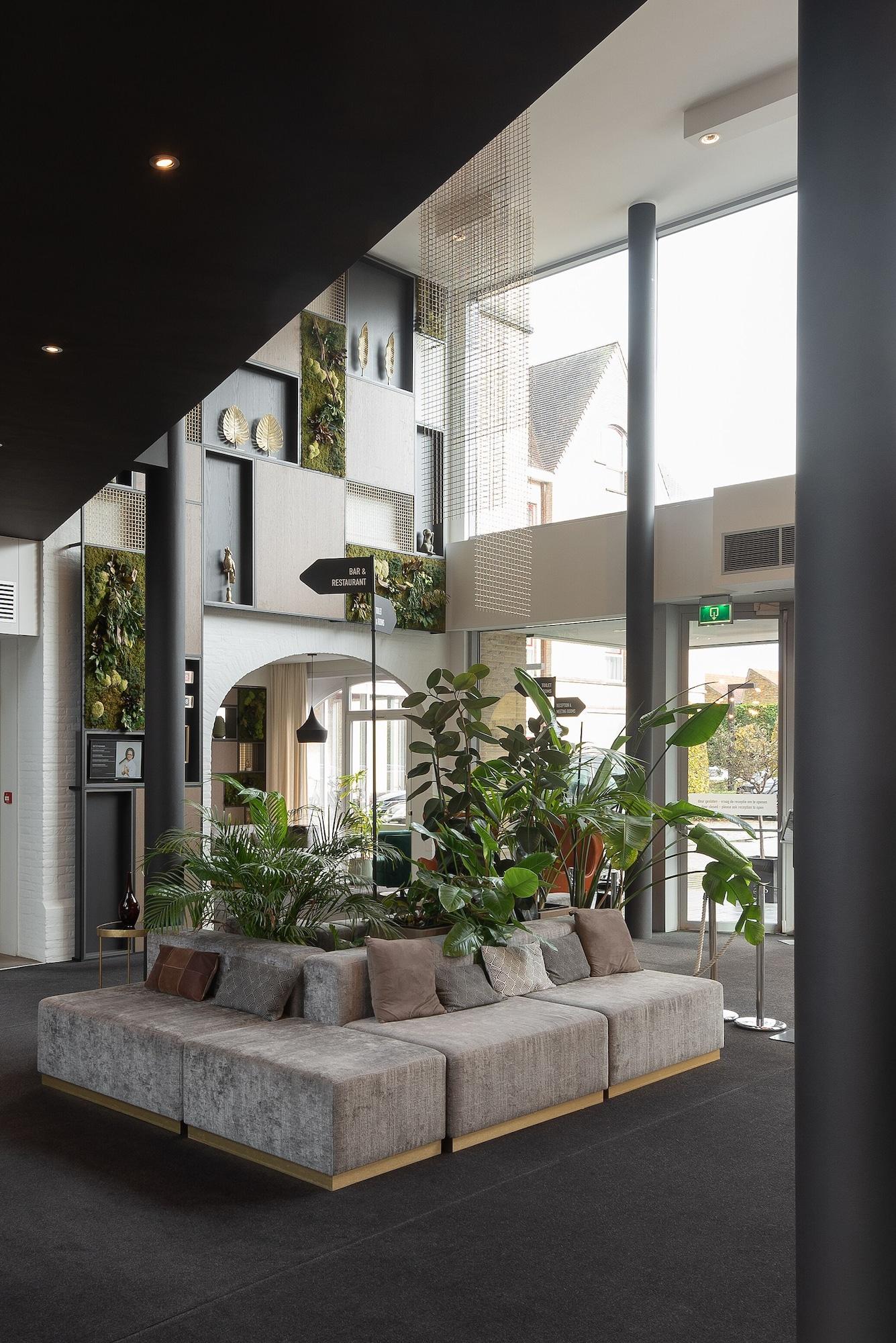 Vista Lobby Hotel Ariane