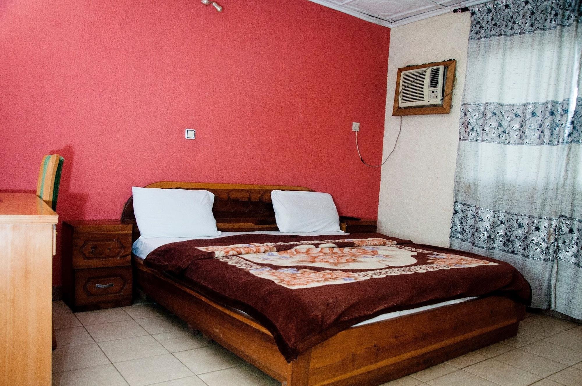 Habitación Alfoscar Hotel & Suites