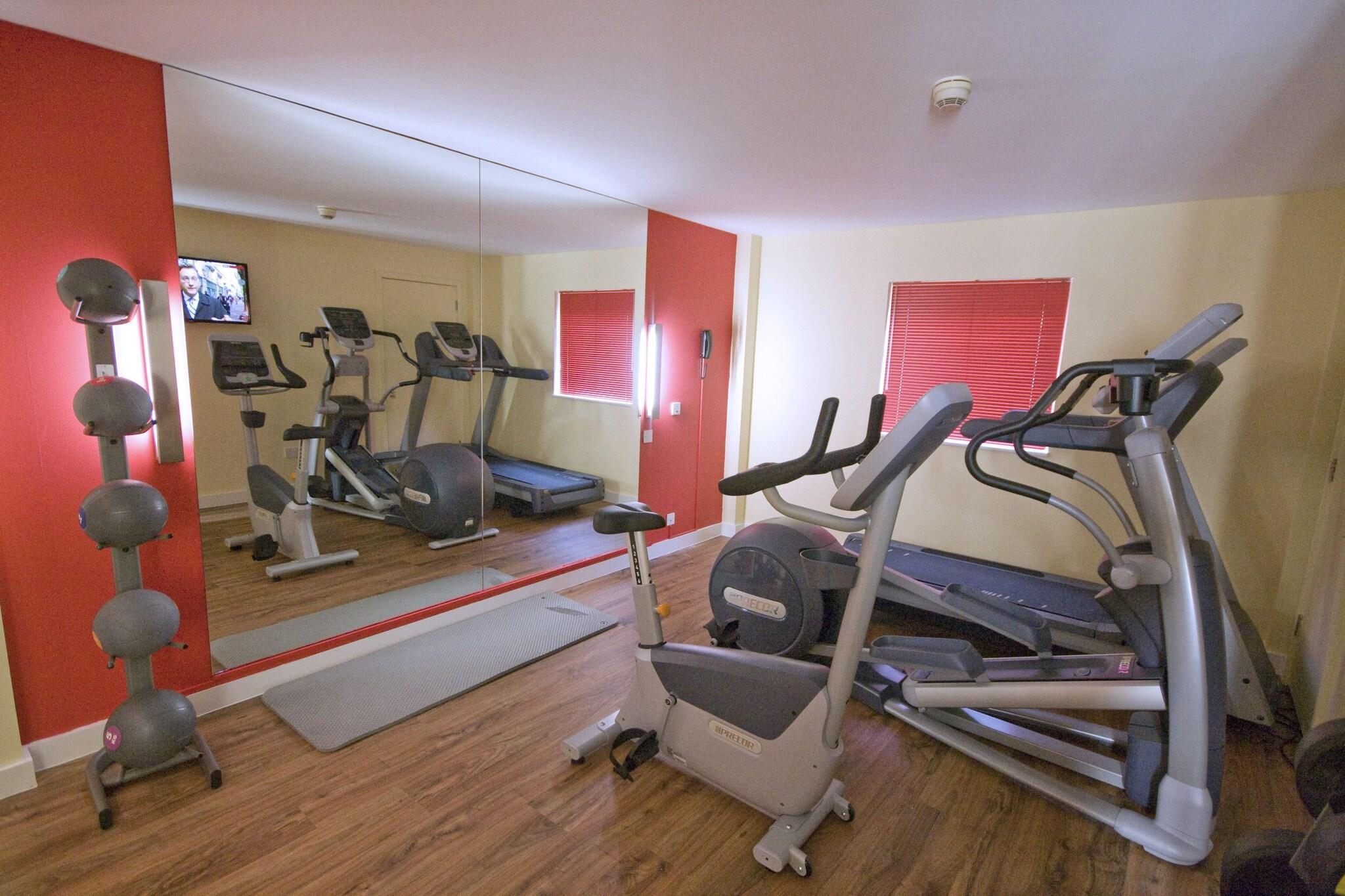 Instalaciones Recreativas Ramada by Wyndham London North M1