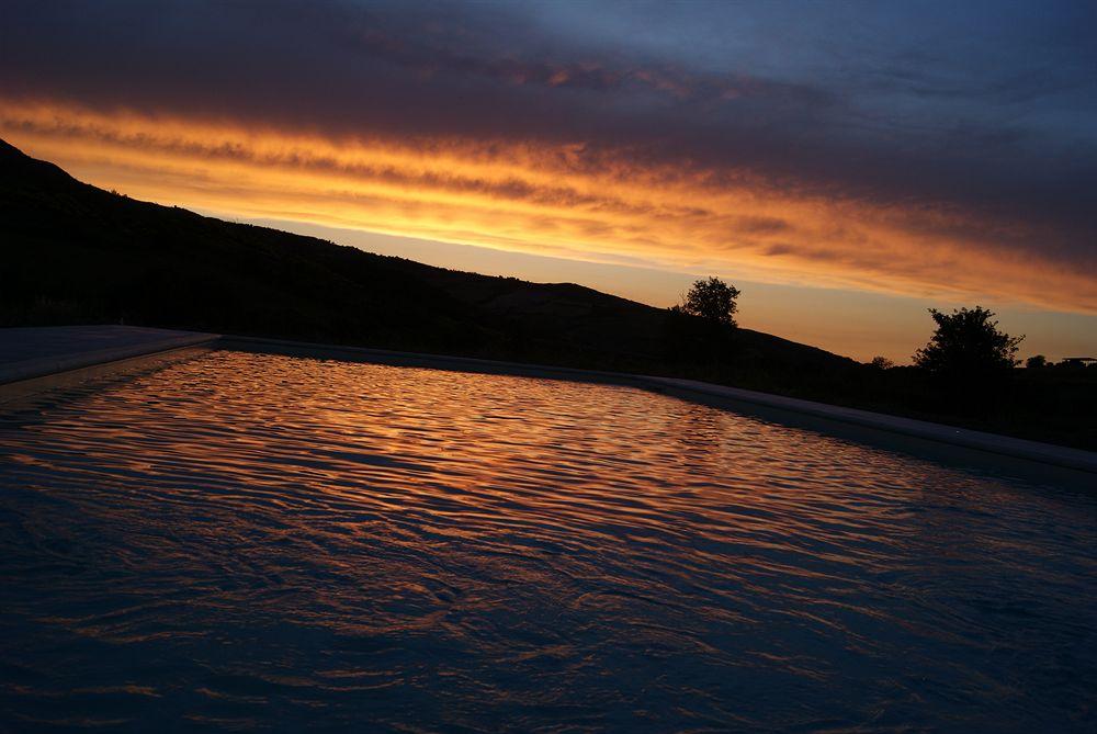Vista Piscina Agriturismo Podere San Giorgio