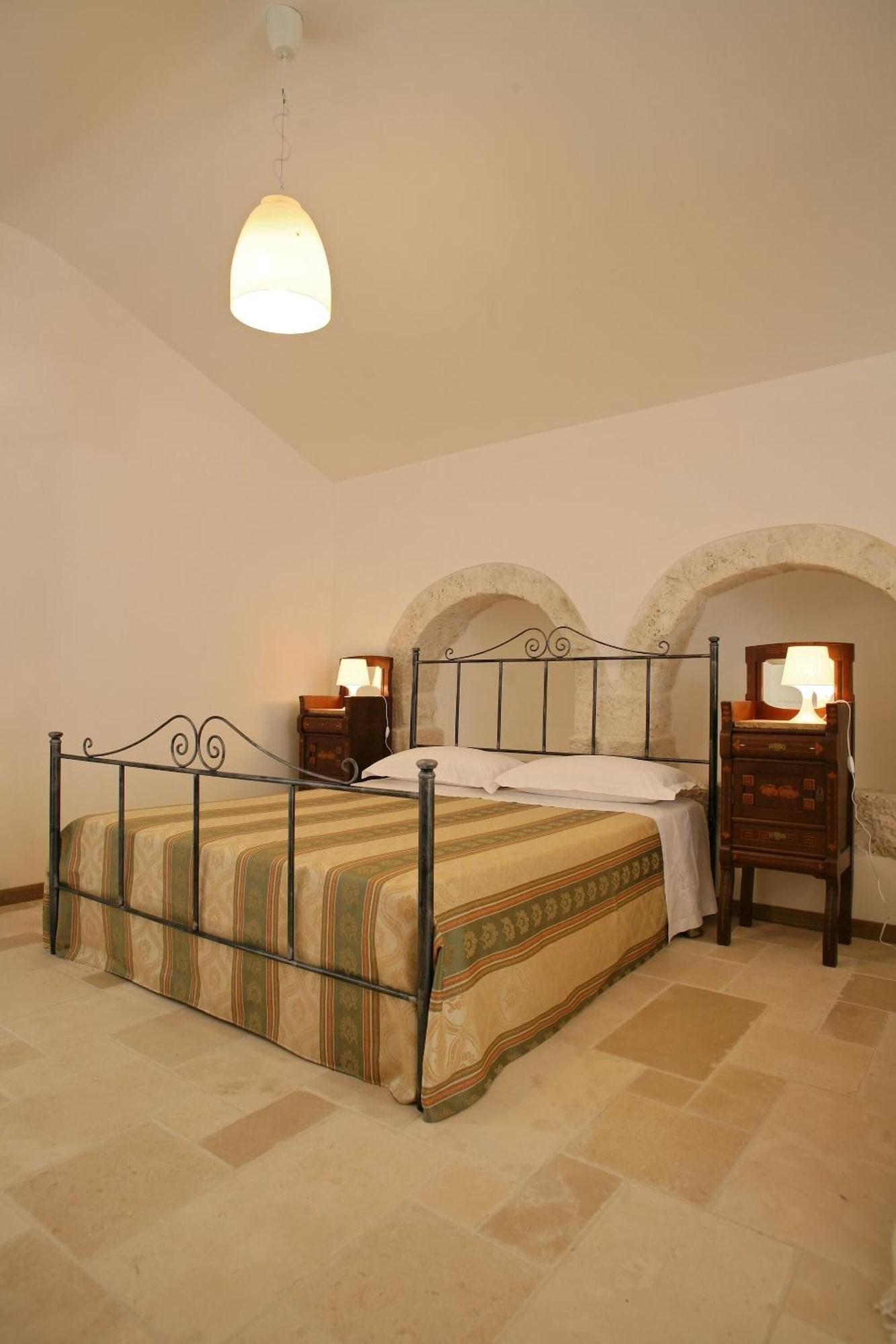 Habitación Grotta Cilicia B&B