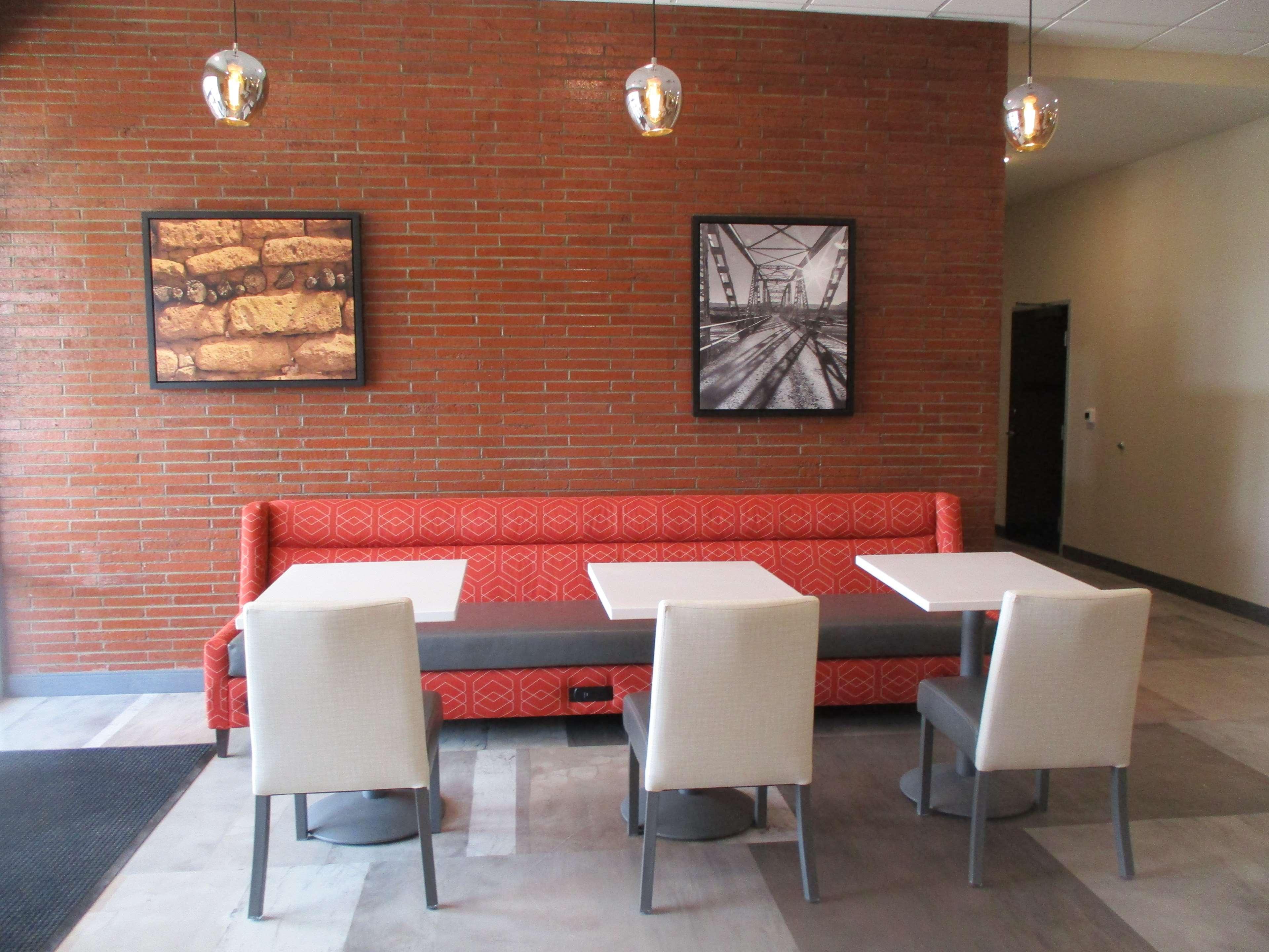 Restaurant Comfort Inn Portales