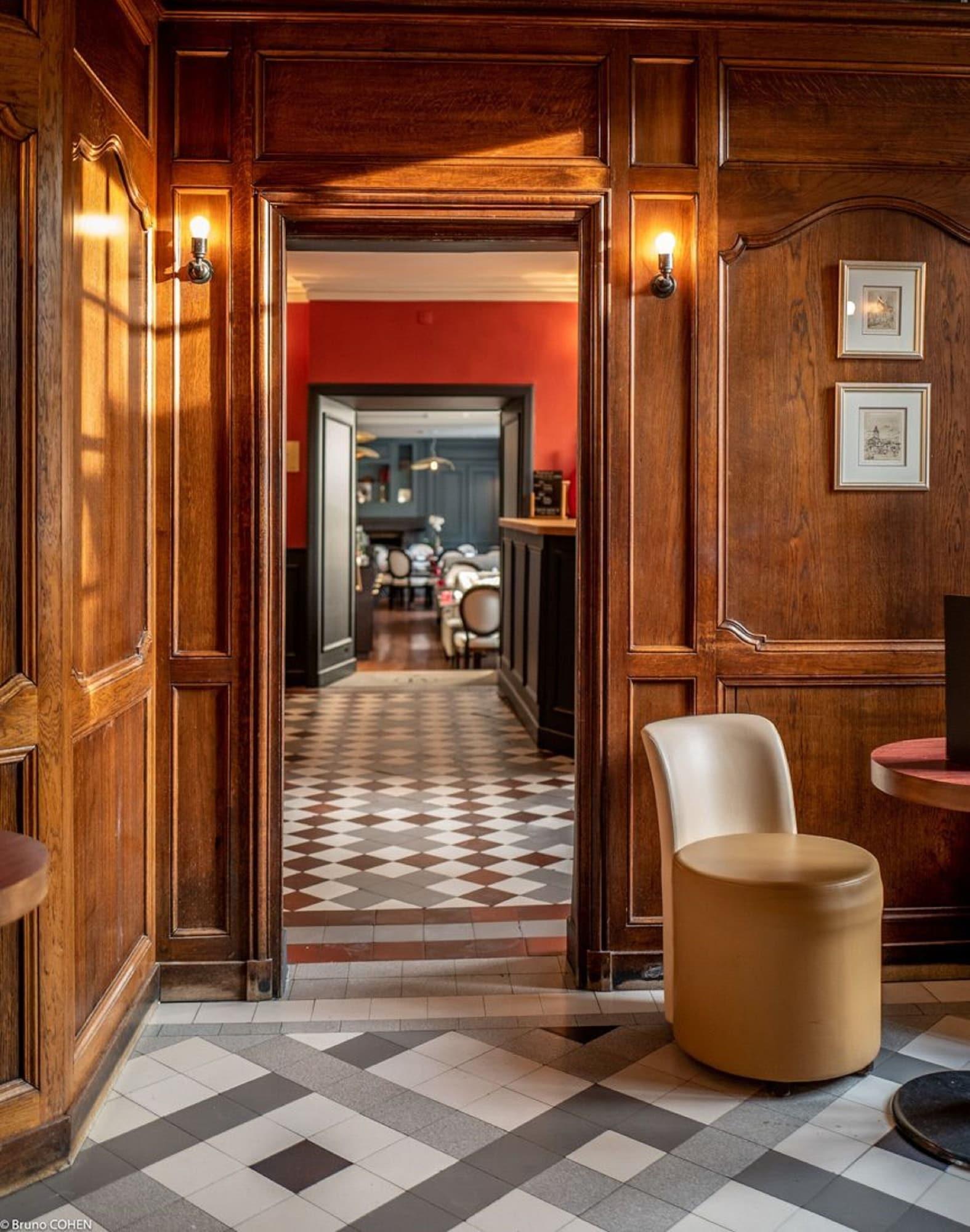 Bar/Salón Hostellerie de la Porte Bellon