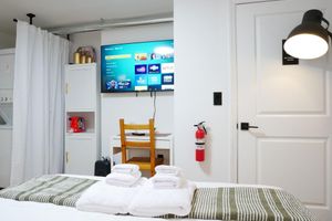 Alquiler Vacacional - 9 Min Walk to LightRail  - 30 Min drive NYC