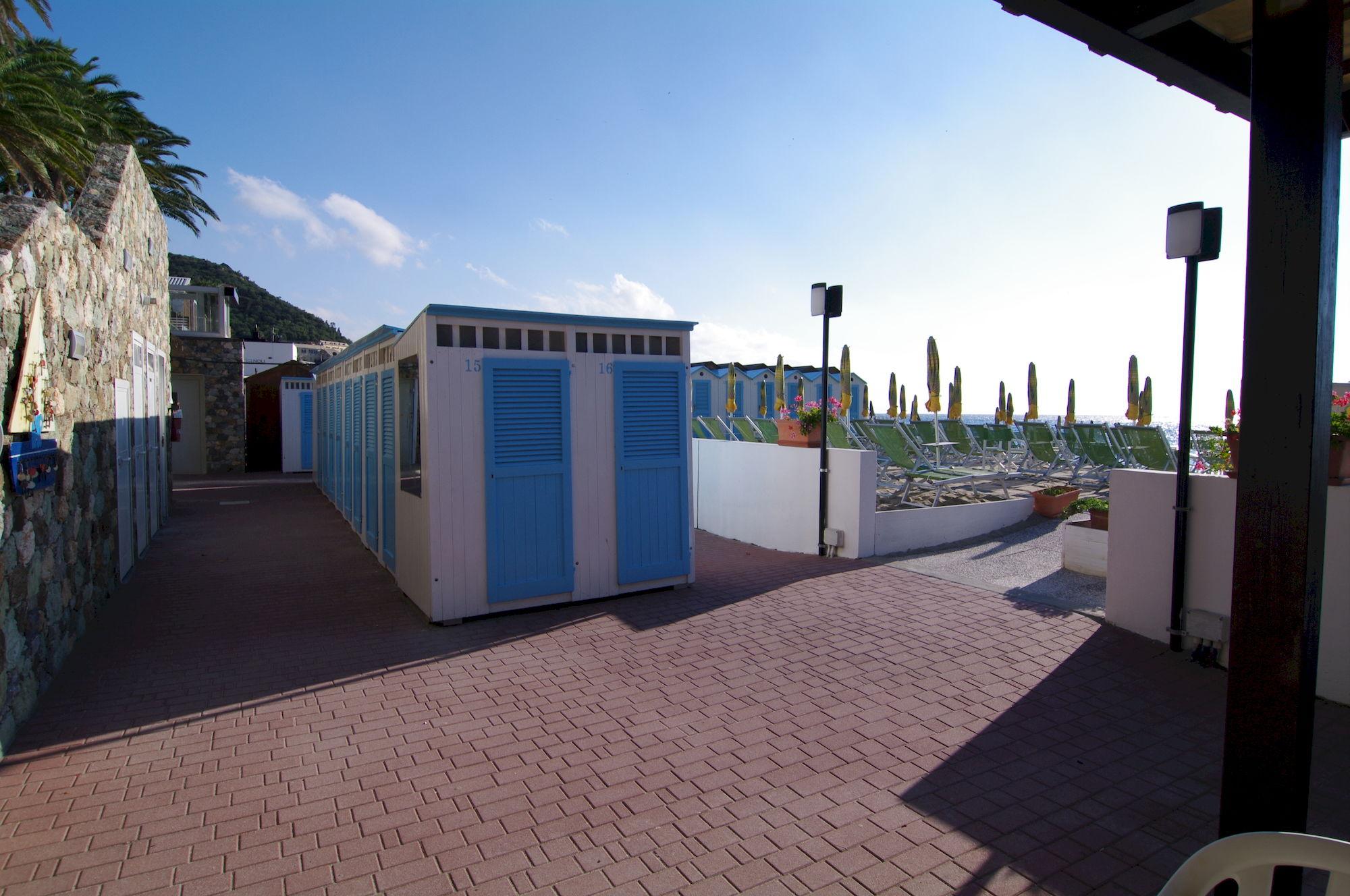 Playa Albergo Madri Pie