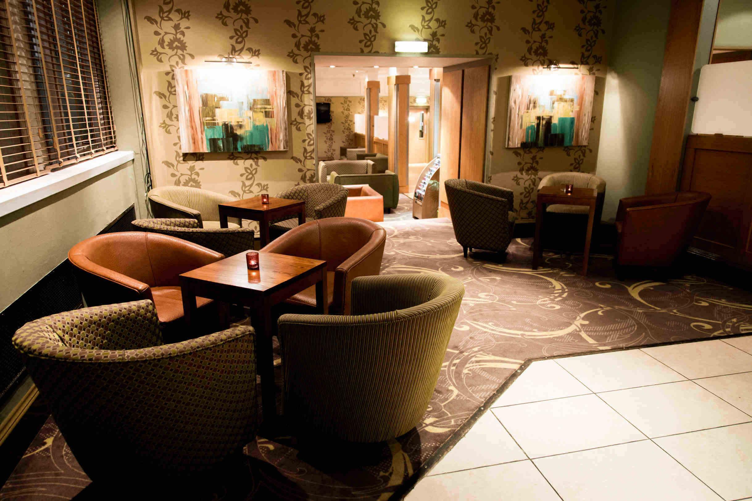 Bar/Salón Station Hotel Aberdeen