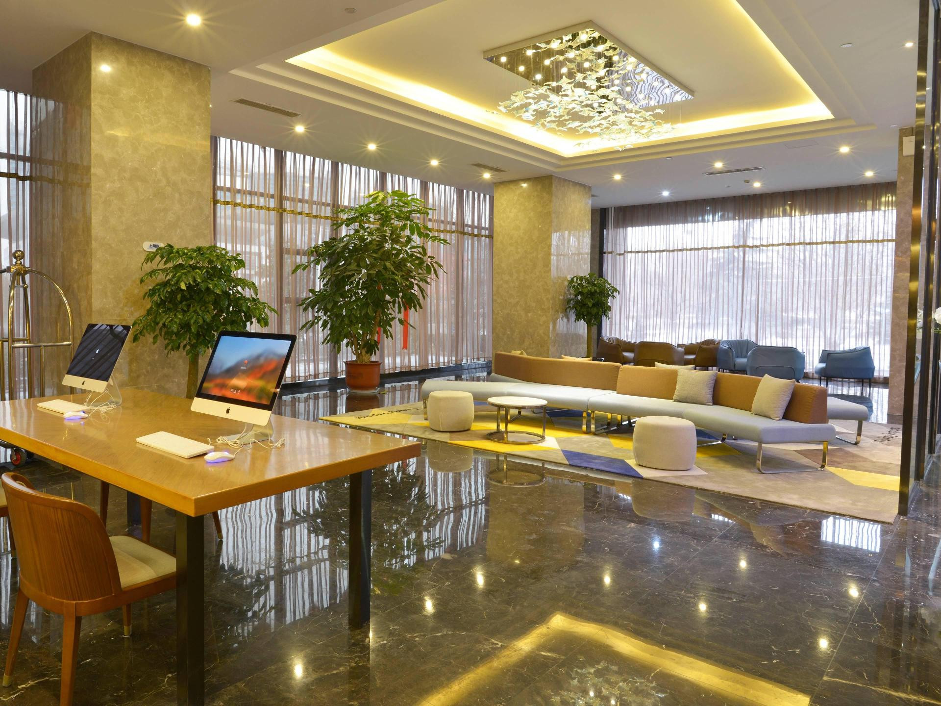 Vista Exterior Holiday Inn Express Jinan Exhibition Center by IHG