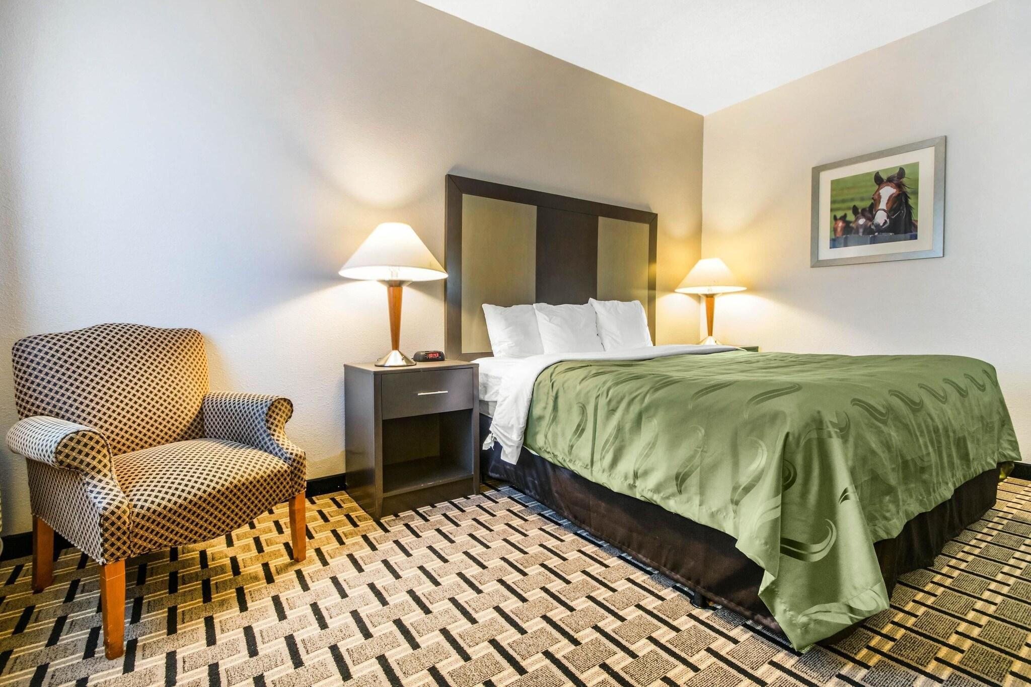 Vista Exterior Spark by Hilton Lexington Hamburg