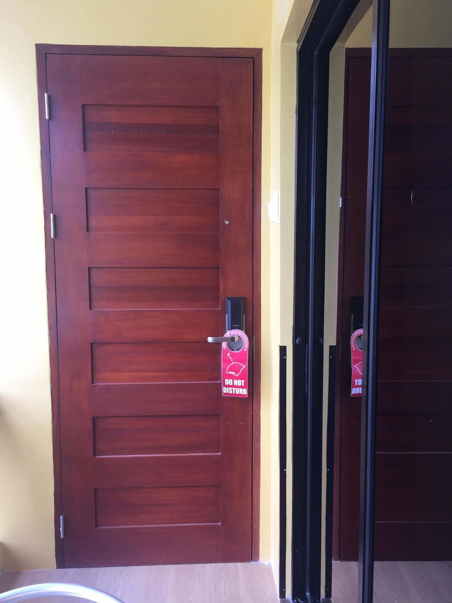 Vista Lobby Cherrys Home Too Inland Resort