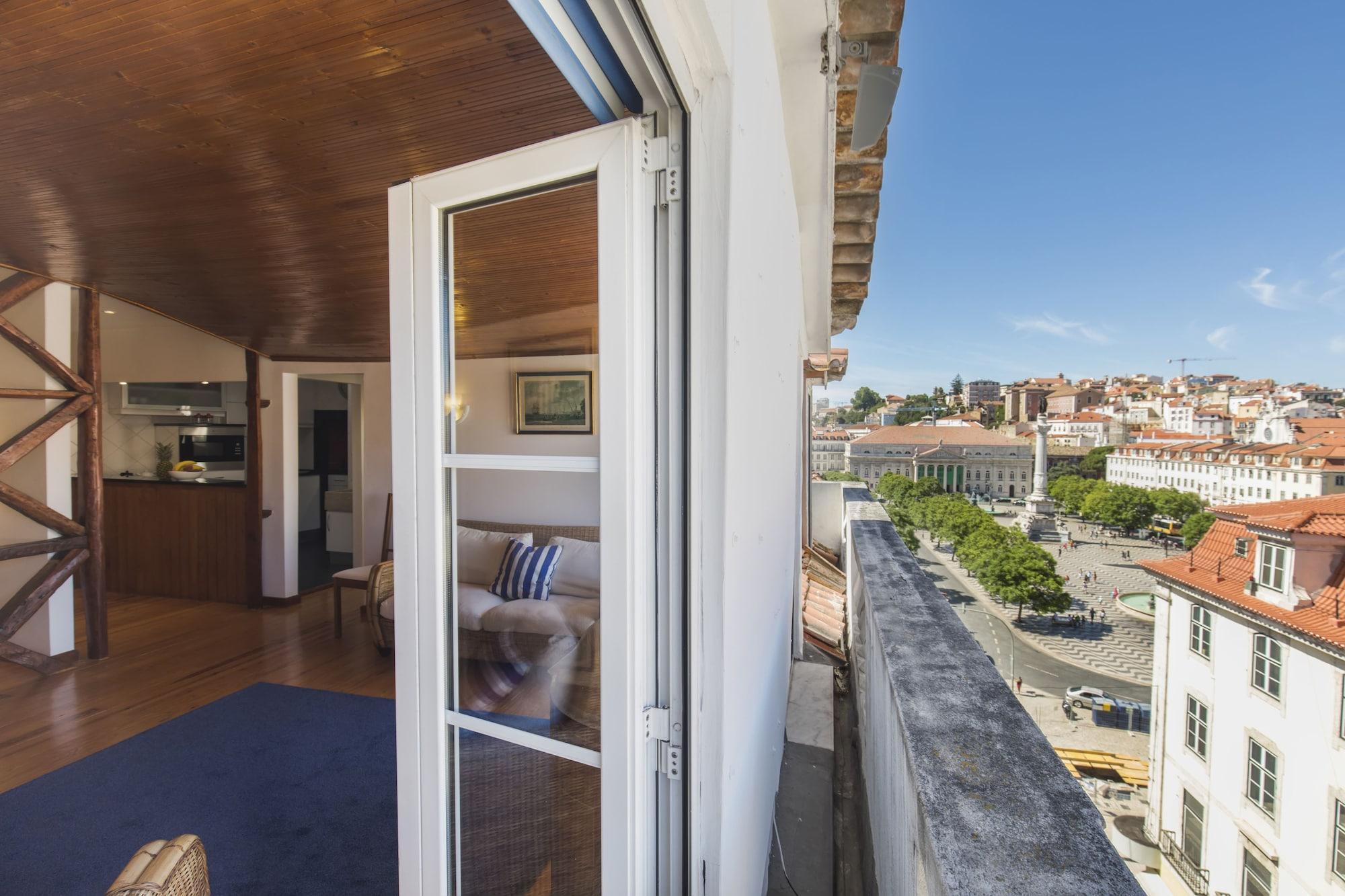 Varios Santa Justa Elevator by Rentestate