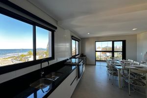 Alquiler Vacacional - 3 Quartos| 3 Banheiros| Vista Mar| Churrasqueira