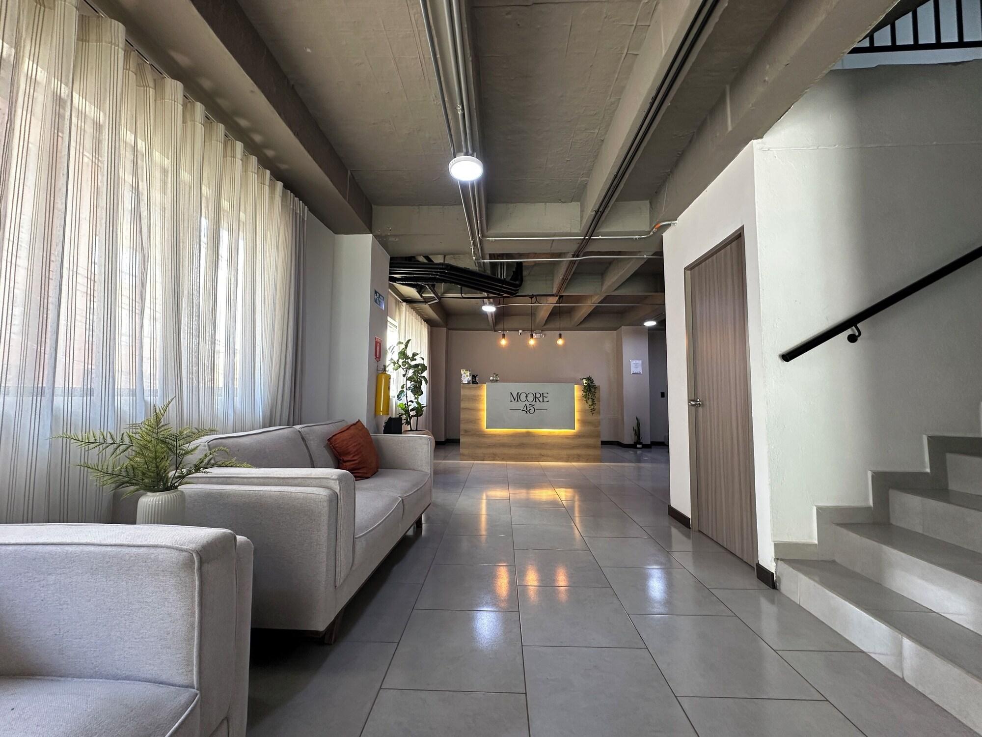 Comodidades del Alojamiento Hotel Moore 45