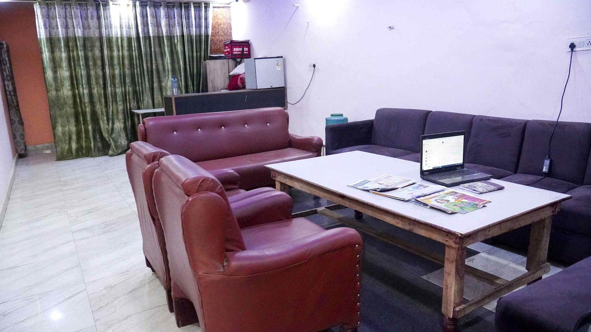 Vista Lobby Radha Krishna Guest House