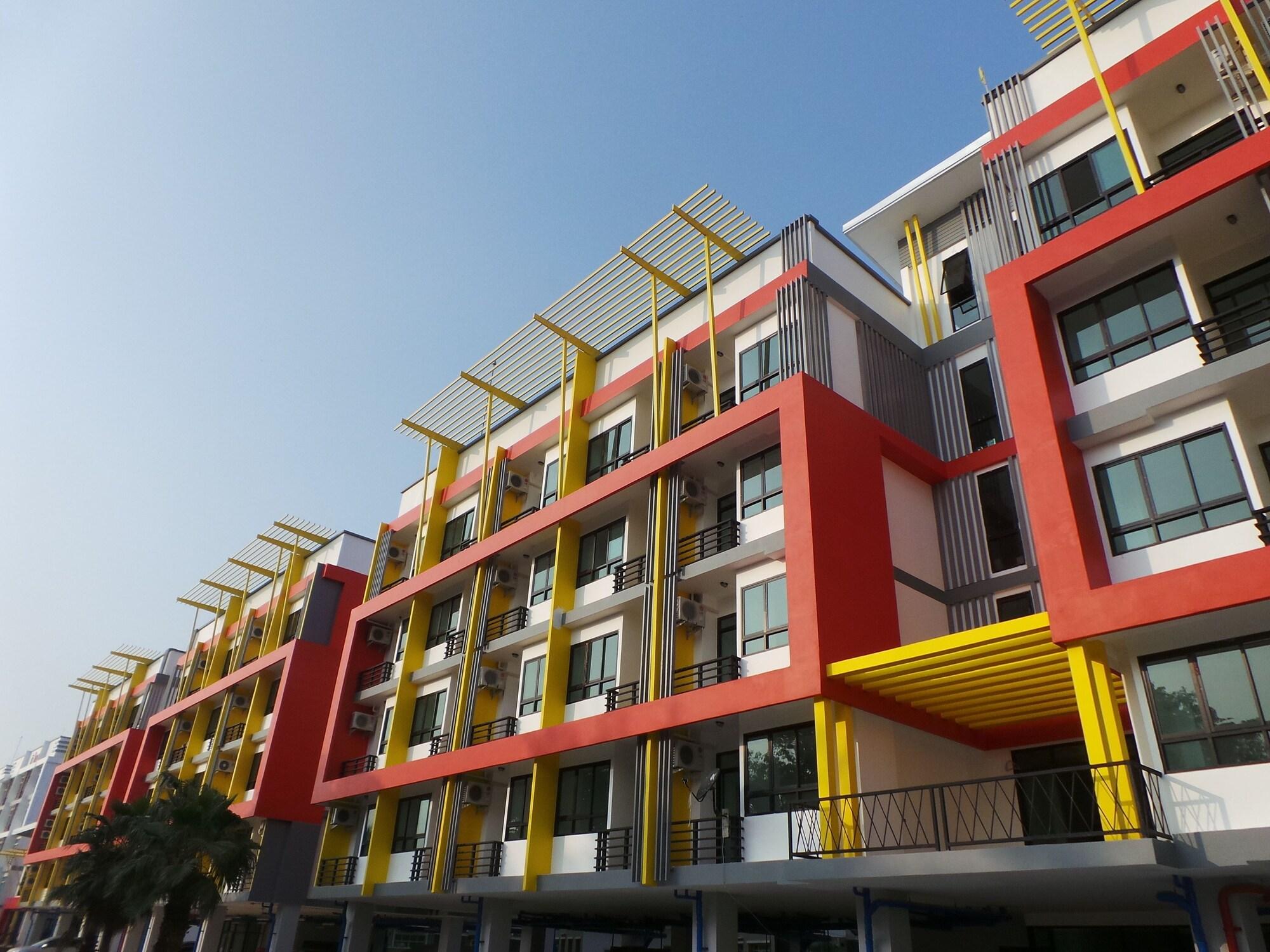 Varios The Icon Service Apartment