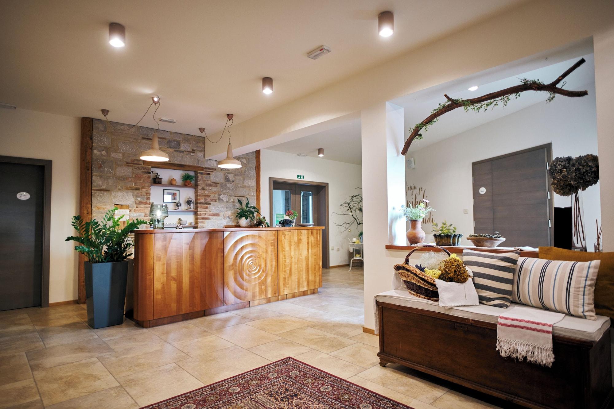 Vista Lobby Hisa Krasna