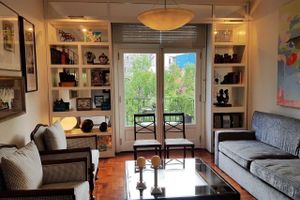Alquiler Vacacional - Beautiful apartment with french balcony.