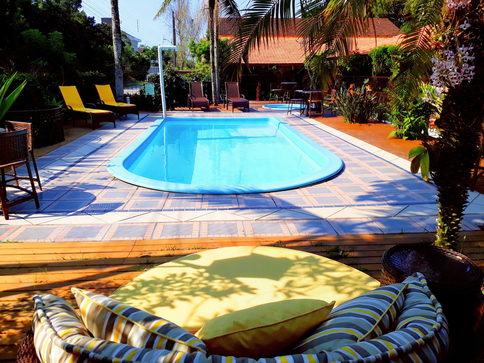 Vista Piscina Pousada Don Pablo
