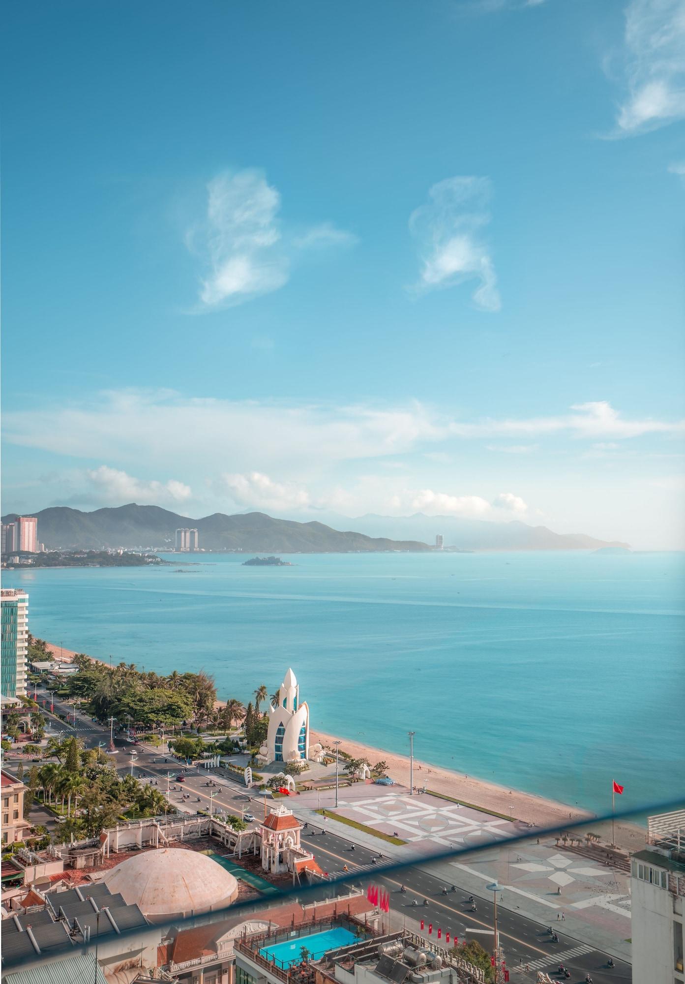 Playa Art Nest Hotel Nha Trang