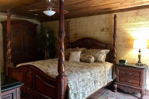 Alquiler Vacacional - Unique Rustic Charm Cottage Great Location close to Lake