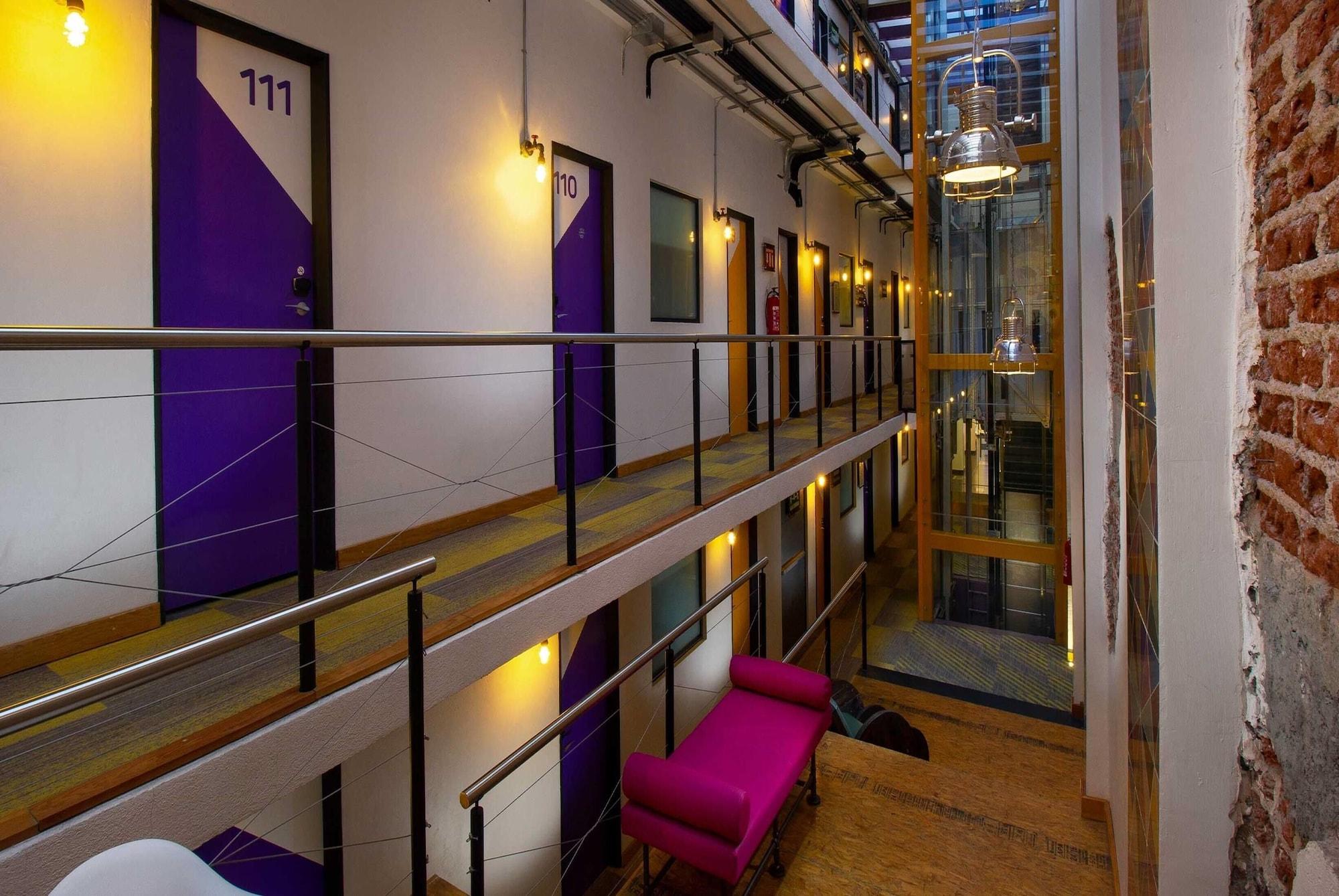 Vista Lobby Hotel MX mas roma CDMX, Trademark Collection by Wyndham