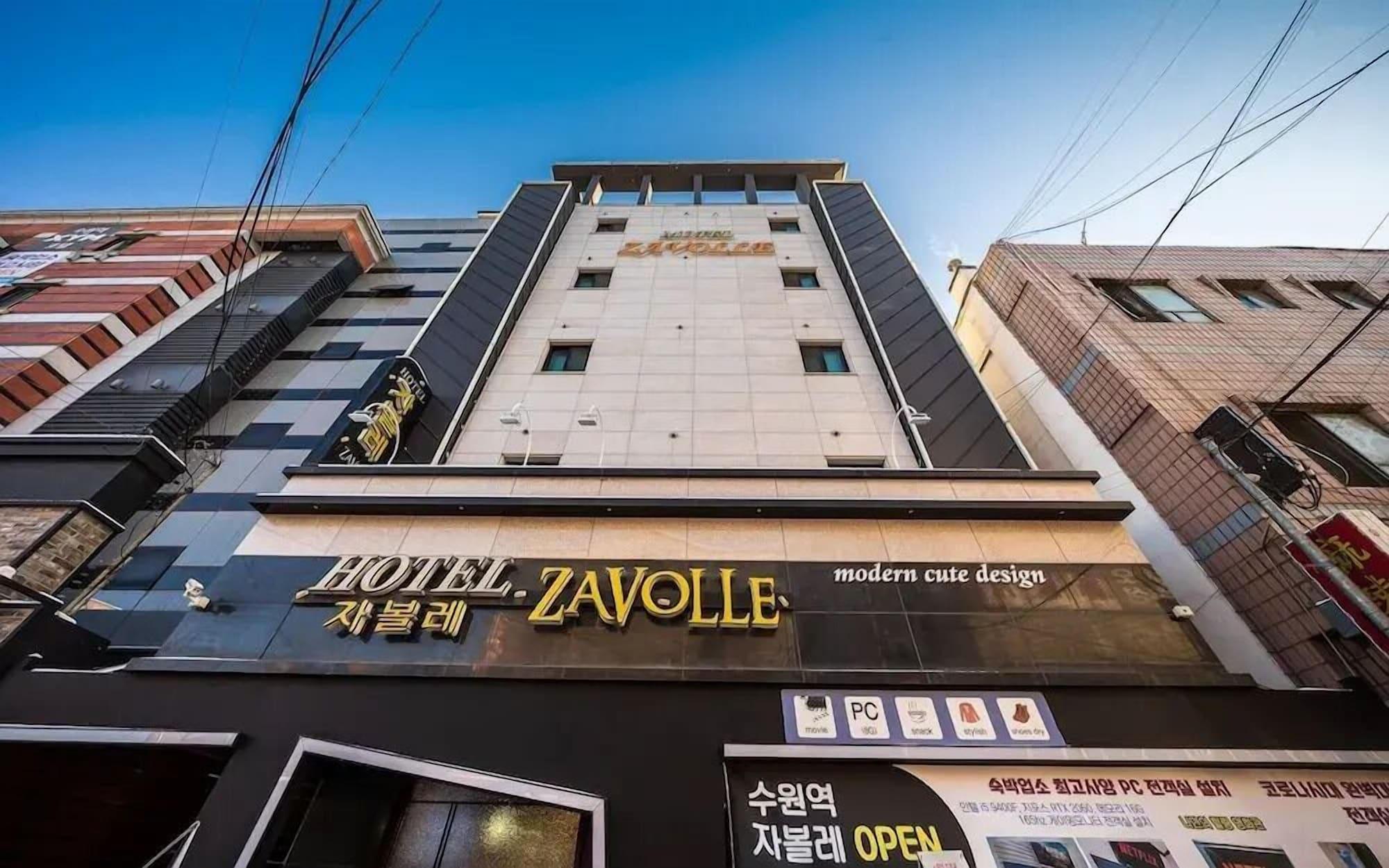 Vista Exterior Zavolle Hotel