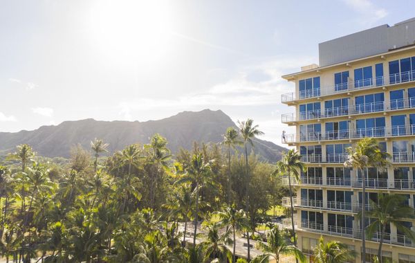 Kaimana Beach Hotel