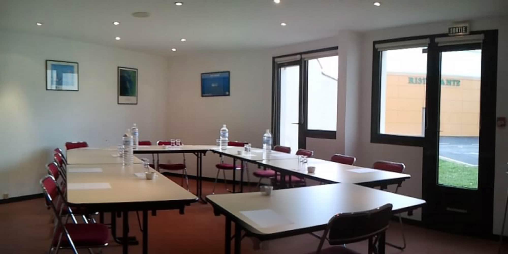 Sala de Reuniones The Originals Access, Hôtel Le Beaulieu