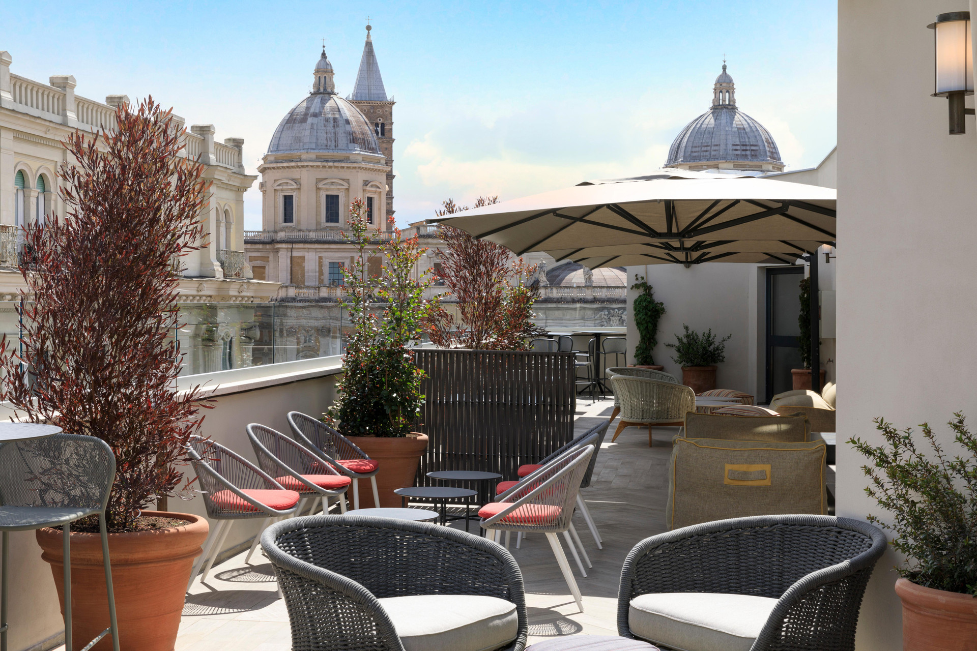 Varios DoubleTree by Hilton Rome Monti