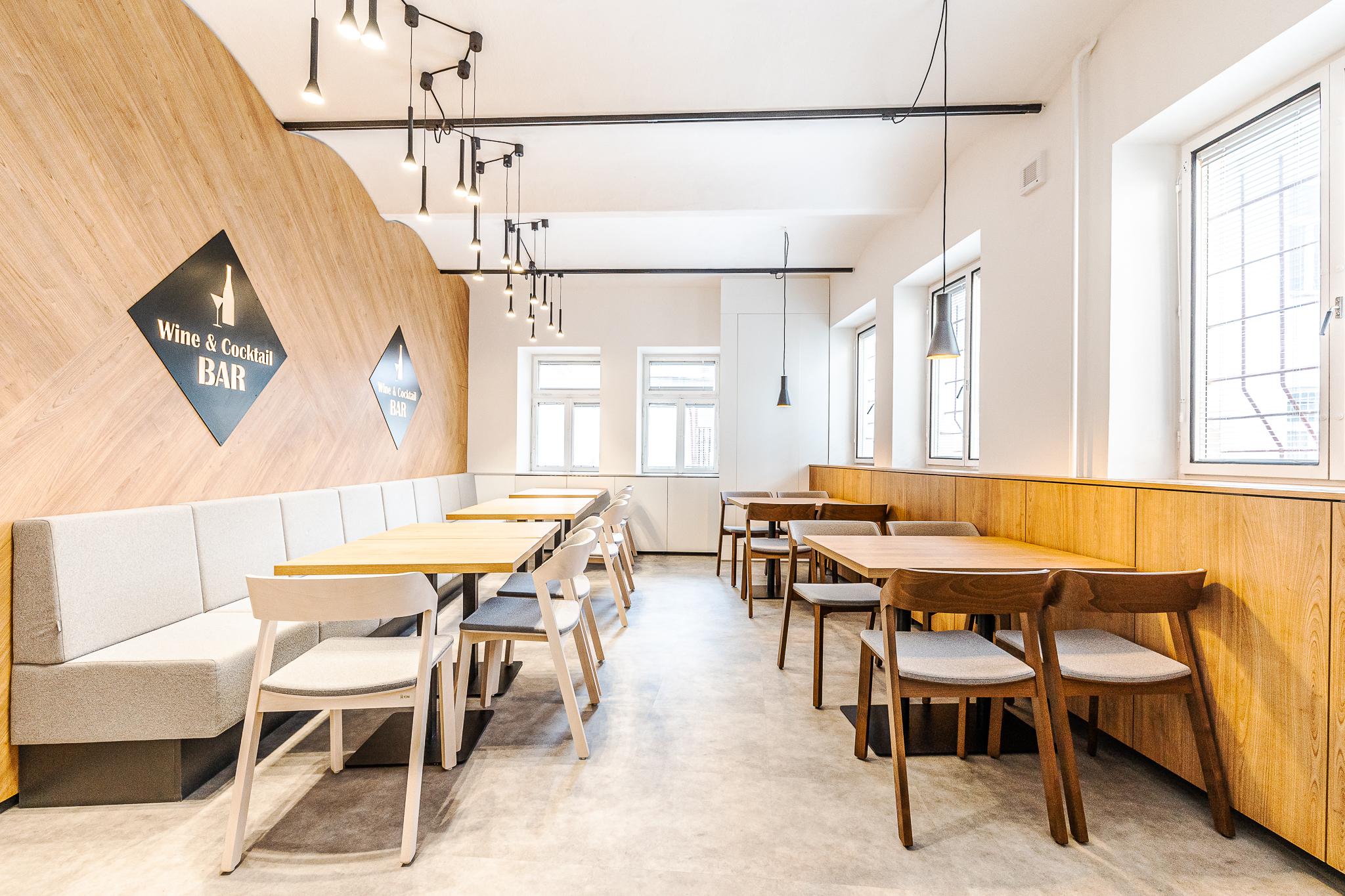 Bar/Salón Spa Hotel Devin