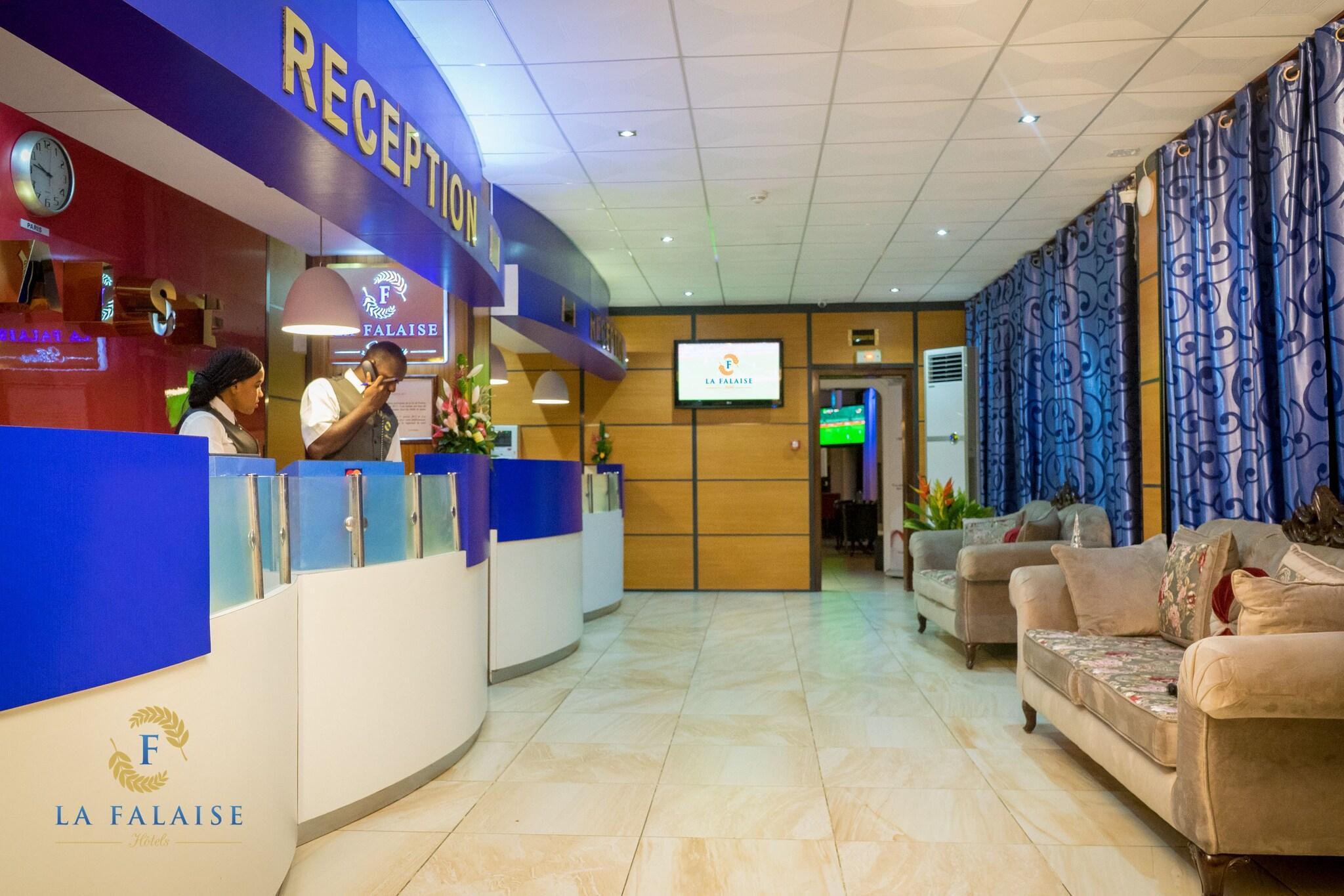 Vista Lobby Hôtel Résidence La Falaise