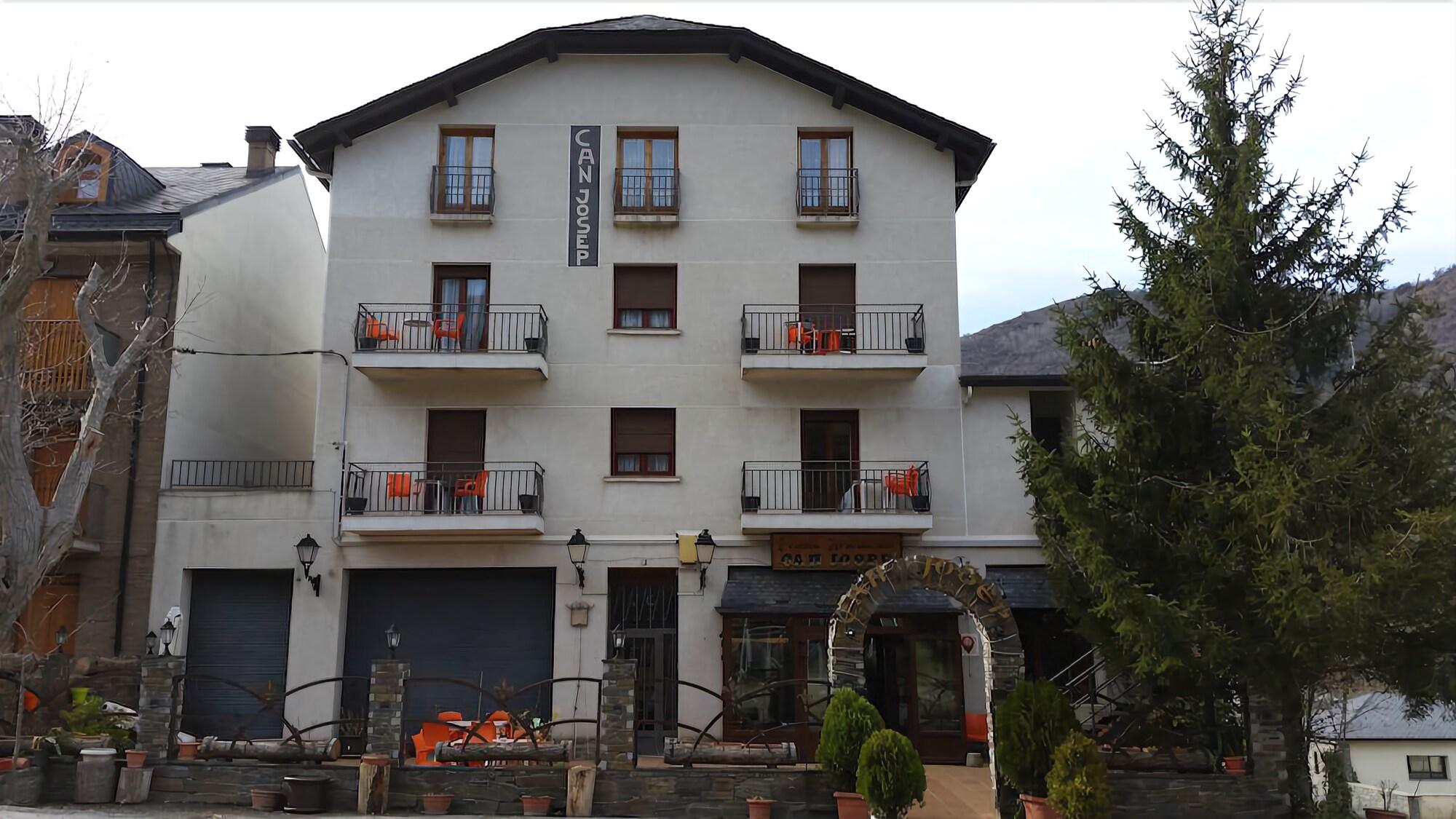 Varios Hostal Can Josep