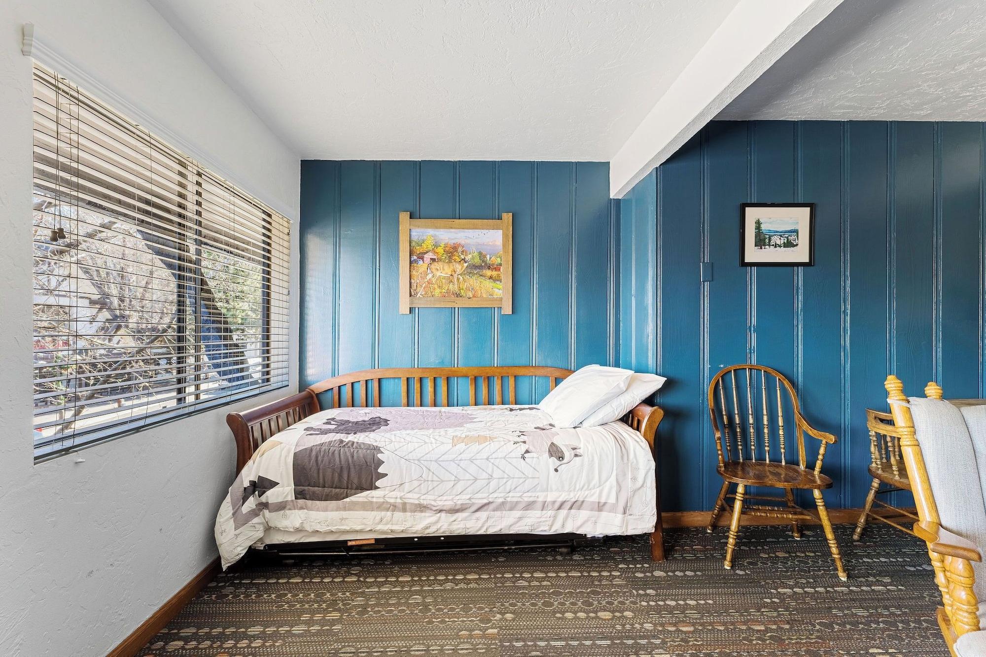 Set de Habitación SoCal Vacations - Village Inn